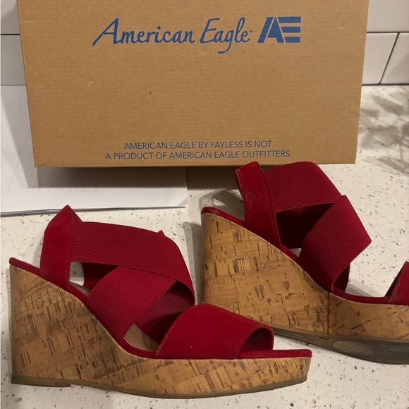 American Eagle, Red Cork Wedged Shoes with Elastic ankle straps. Size 8 - Picture 3 of 4